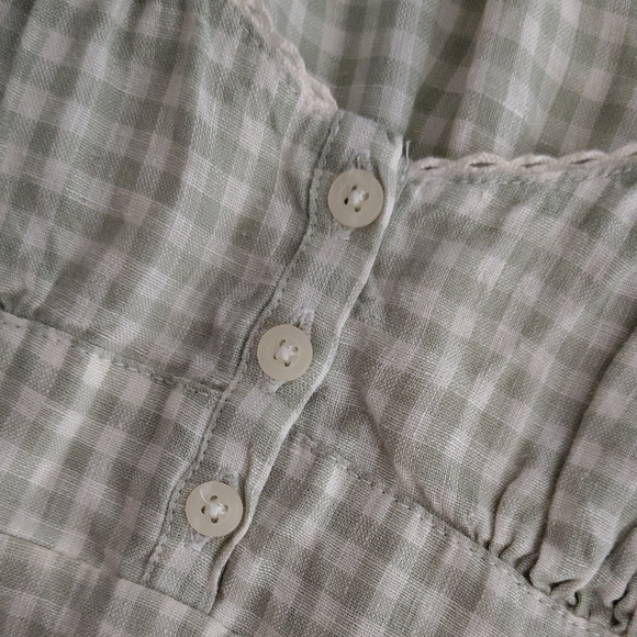 Brandy Melville Green Babydoll - Picture 3 of 4